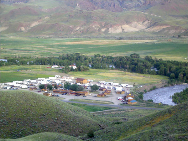 Yellowstone Valley Inn and RV